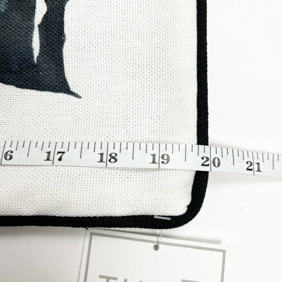 NWT THRO by Marlo Lorenz Haunted House Light-Up Pillow Cover. 20" x 20" - Picture 6 of 8